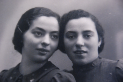 Two Jewish women