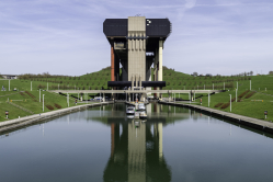 Scheepslift Strepy-Thieu