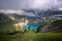 Wolkenstimmung in den Schweizer Alpen