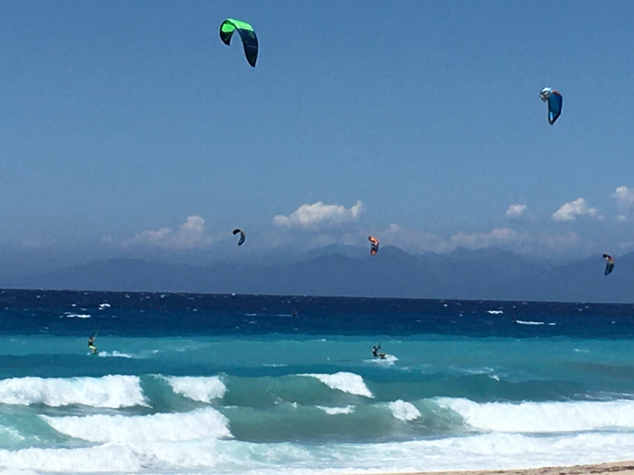 Wind and Waves on 🇬🇷 Island