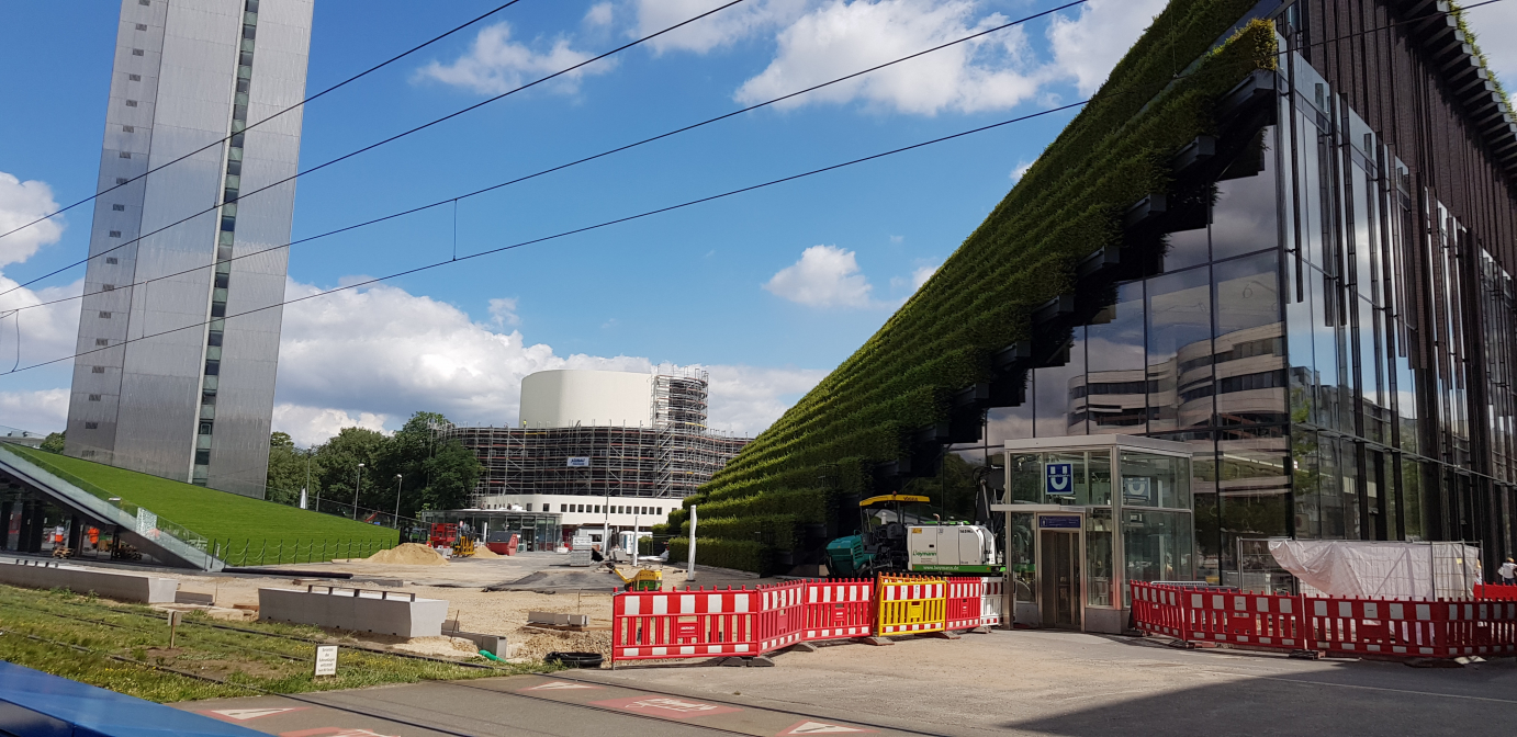 Ingenhoven-Tal begrünt